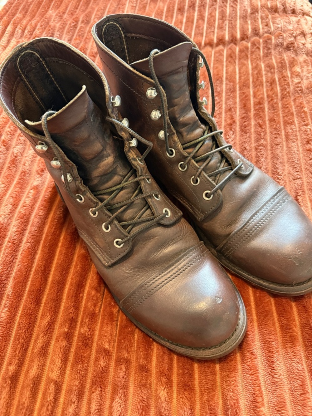 Red Wing Iron Ranger Men’s Boots - 10